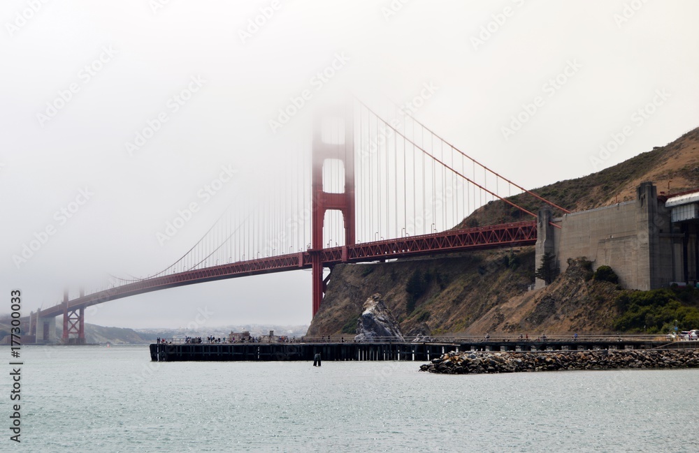 Obraz premium Building Bridges