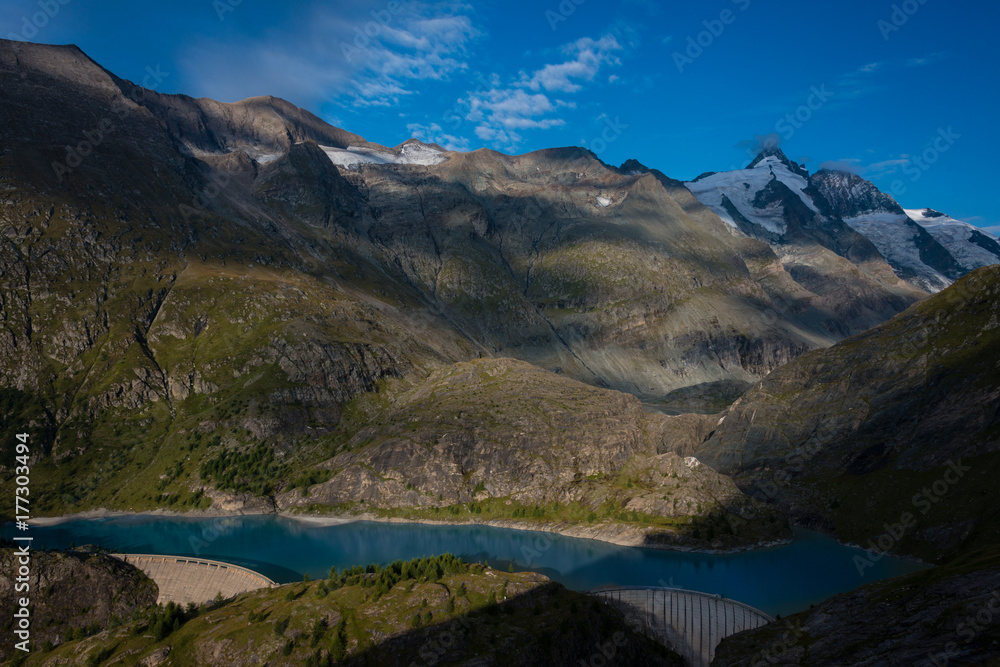 Obraz premium Mölltalsperre am Großglockner