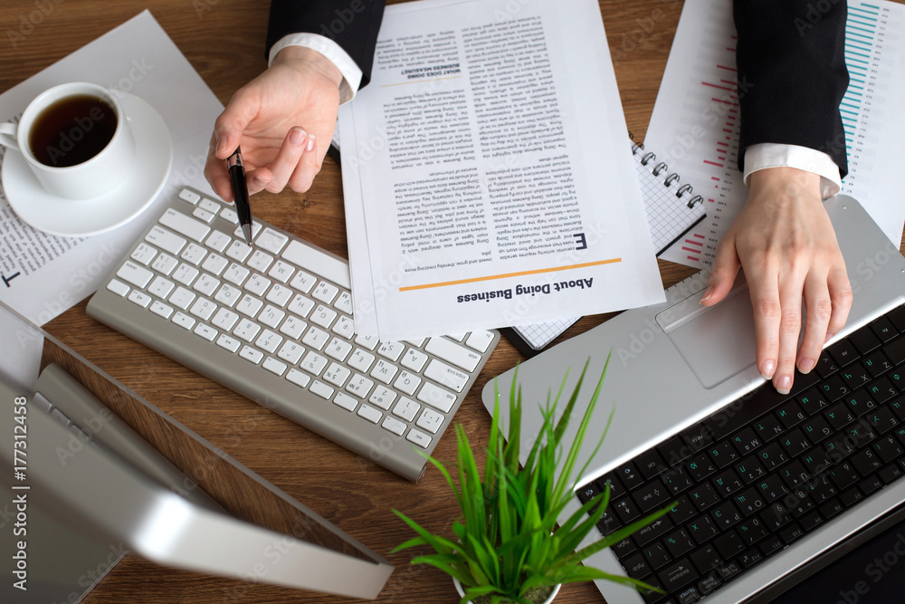 Young perspecrive businesswoman hard working in office Young perspecrive businesswoman hard working in office