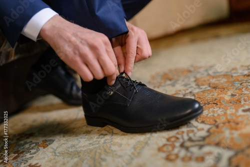 men's shoes in black