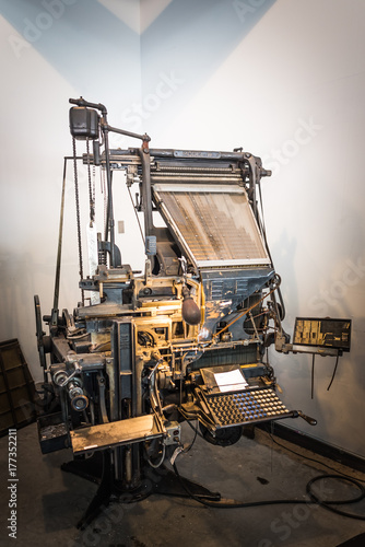 Foto Linotype Machine