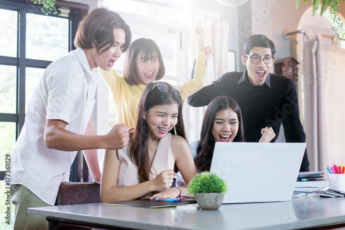 Wallpaper Mural Group of successful student is celebrating together in the college Torontodigital.ca