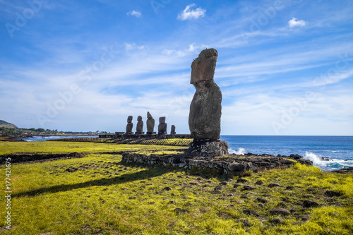 Moais statues, ahu tahai, easter island