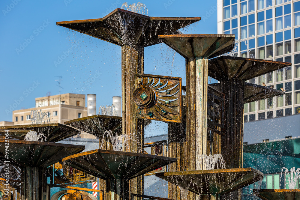 Brunnen der Völkerfreundschaft in Berlin