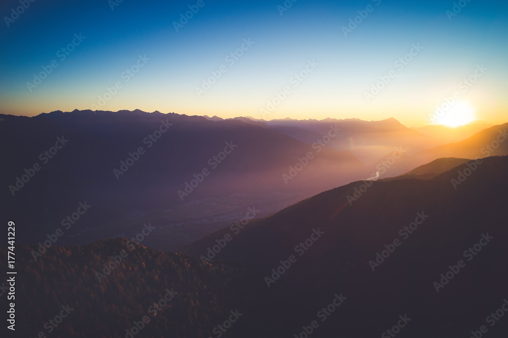 tramonto in Valtellina - Vista aerea tramonto in Valtellina - Vista aerea