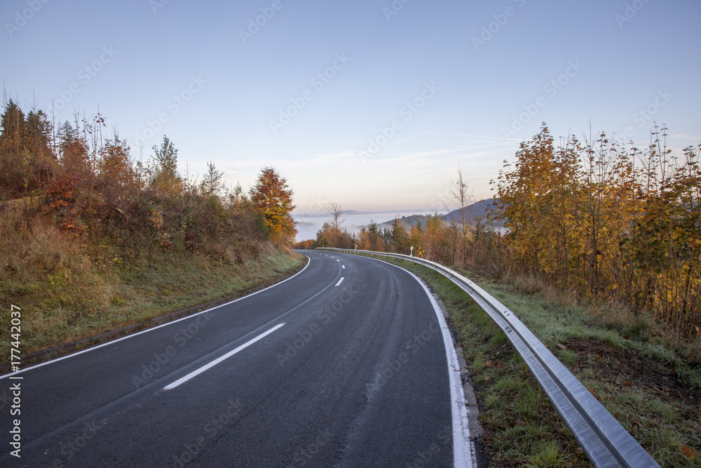 Sonnenaufgang über den Bergen des Sauerlandes Sonnenaufgang über den Bergen des Sauerlandes