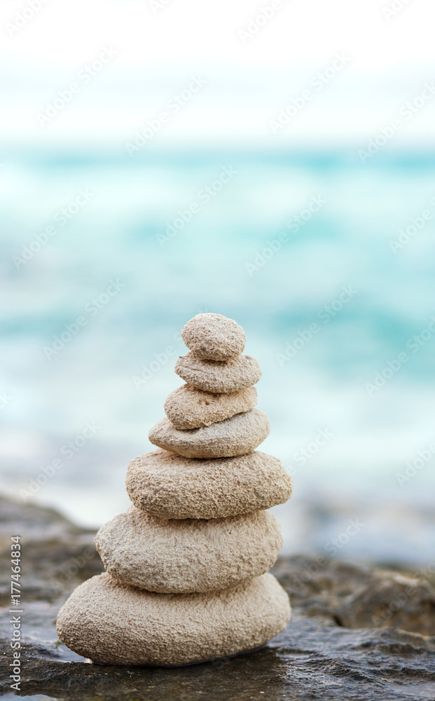Fototapeta premium Zen stones, background ocean for the perfect meditation