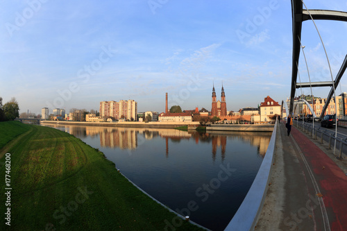 Panorama miasta Opole, widok rzeki Odry i Katedry. #177468200