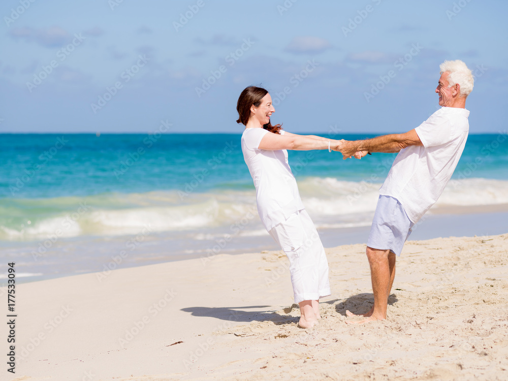 Fototapeta premium Just us and the ocean