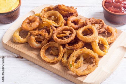 Homemade сrunchy fried onion rings