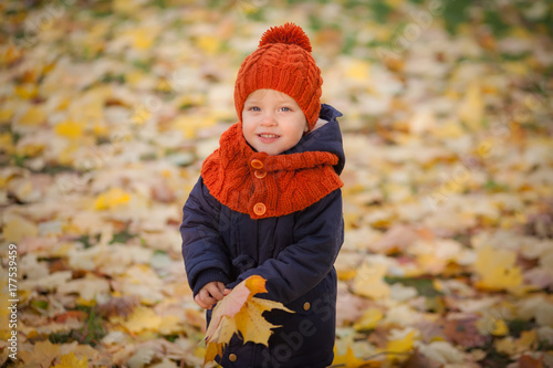 Autumn kids