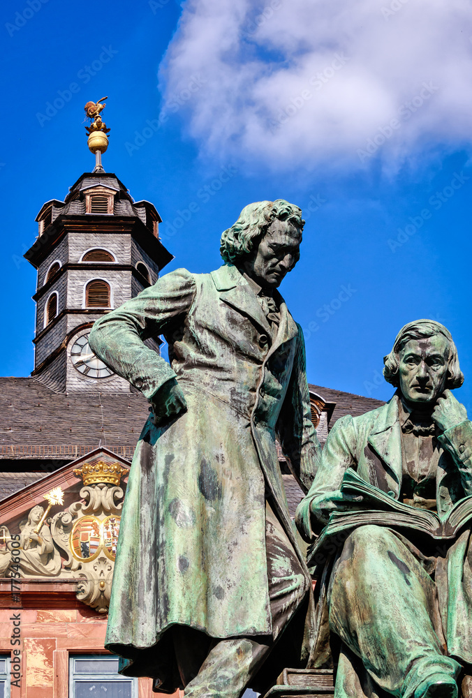Brothers Grimm looking down at the market square, Hanau, Germany Brothers Grimm looking down at the market square, Hanau, Germany
