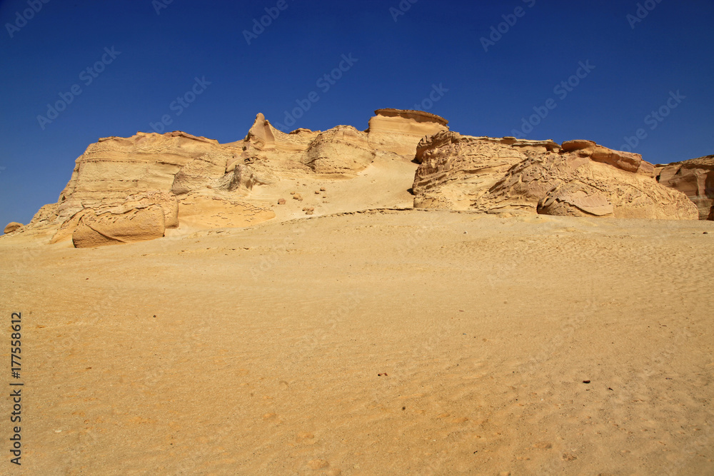 wunderschöne Berge in der Wüste von Ägypten
