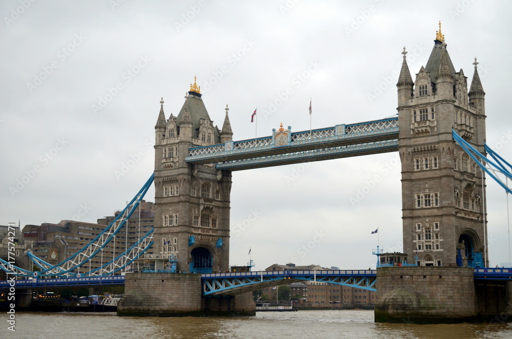 Obraz premium Tower bridge in London