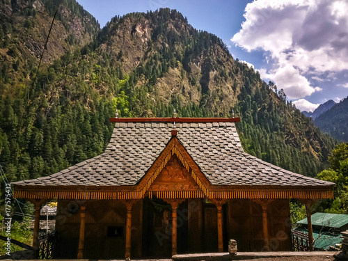 Wooden house in small mountain village between Manikaran and Kasol