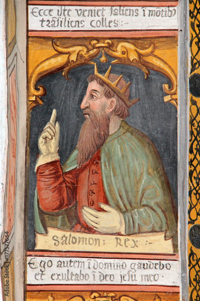 Stockfoto Re Salomone; affresco nell'arco santo della chiesa di San Vigilio  a Pinzolo | Adobe Stock