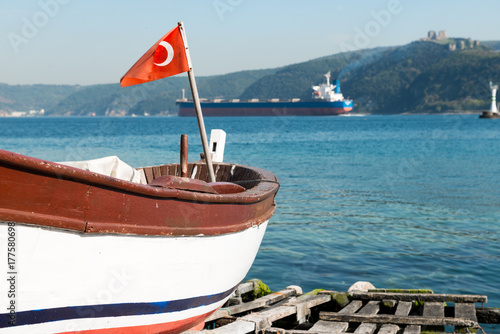 Photos small boat on the istanbul bosphorus