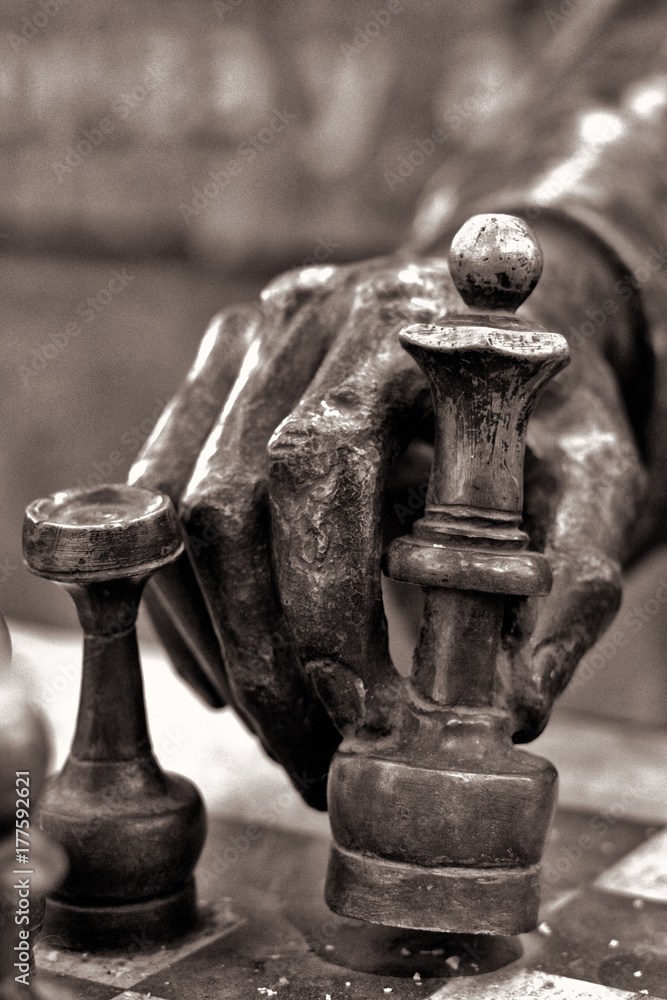 Fototapeta premium Chess and hand
