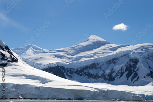 A mountain range in Antarctica. Neumayer Channel. © robert