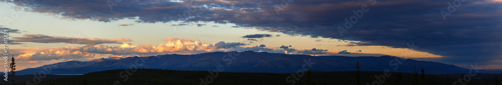 Sunset in the mountains of Khibiny, Kola Peninsula , Russia. Sunset in the mountains of Khibiny, Kola Peninsula , Russia.
