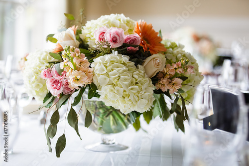 table centerpieces with flowers