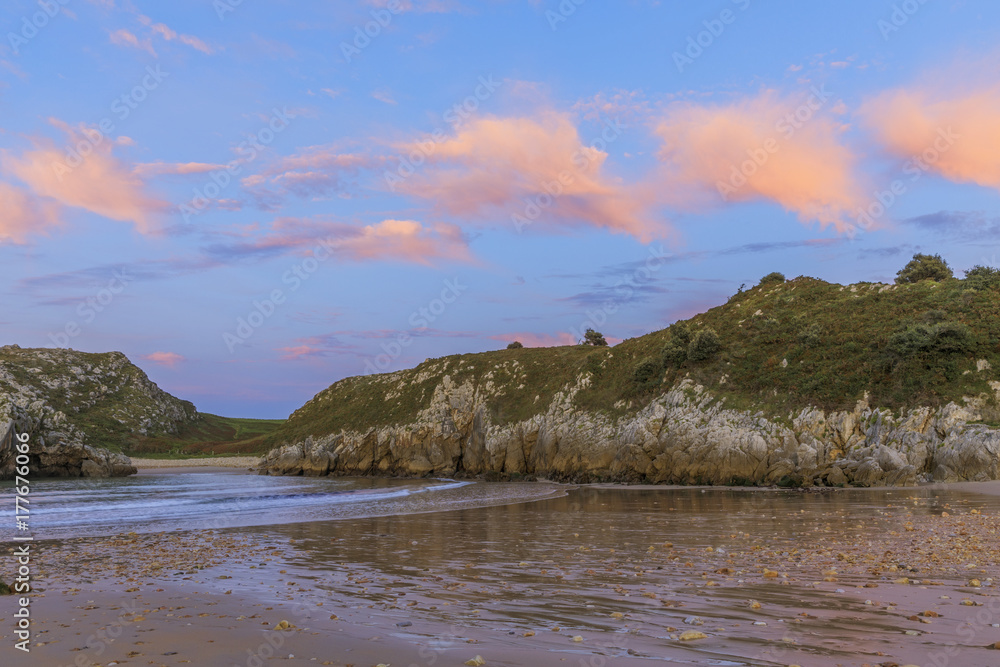 Fototapeta premium Asturias beach at sunset