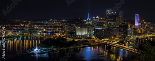 Pittsburgh SkyLine At Night © Scott