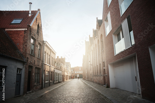 Fototapeta Naklejka Na Ścianę i Meble -  Street of Brugge, Belgium