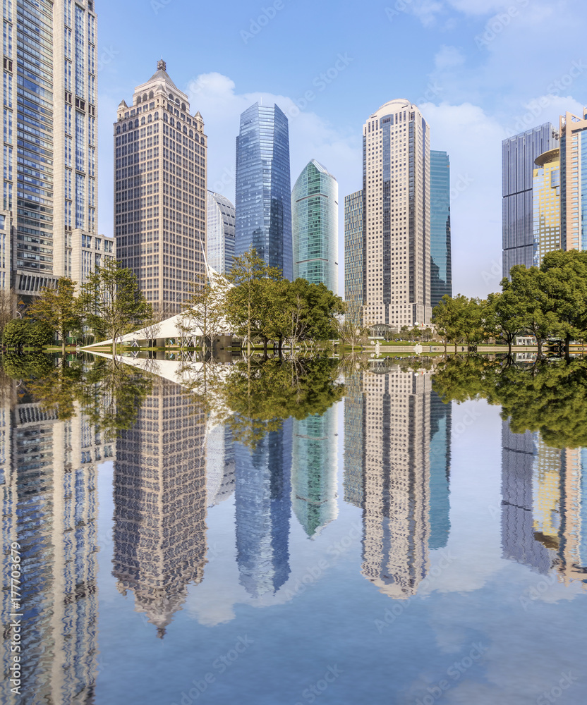 Obraz premium Urban construction and road pavement