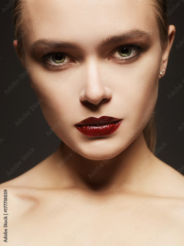 Beautiful young woman portrait Beautiful young woman portrait