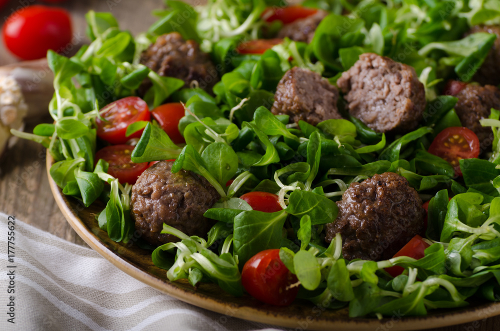 Meatballs beef with fresh salad Meatballs beef with fresh salad