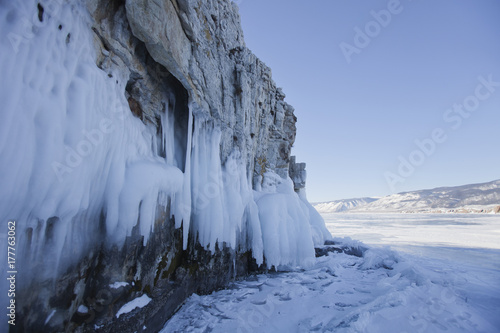 Wallpaper Mural Icicles in Ogoi island rock. Winter landscape Torontodigital.ca