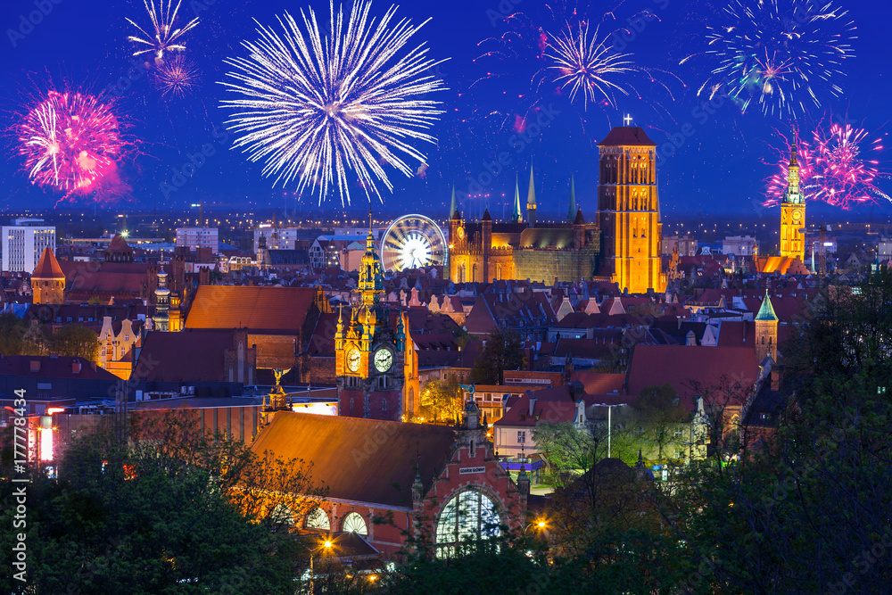 Obraz premium New Years firework display in Gdansk, Poland