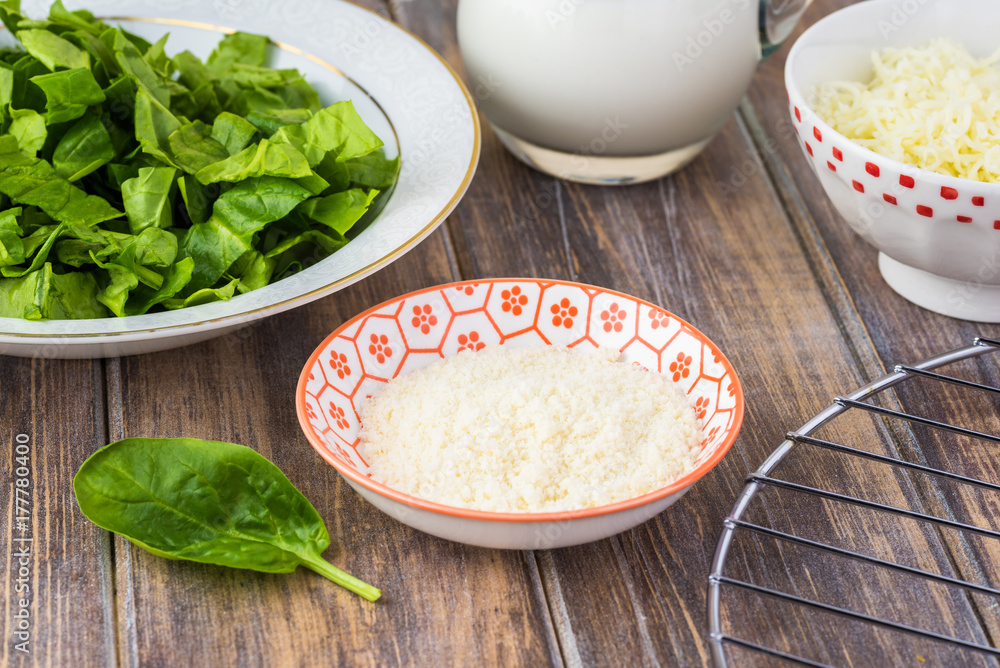 Ingredients for spinach cheese spaghetti squash. Ingredients for spinach cheese spaghetti squash.