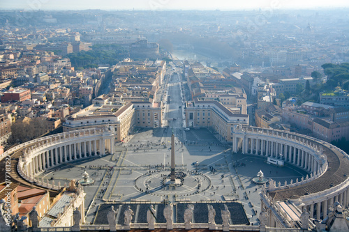 St. Peter's place, Vatican © Francisco Cavilha Nt