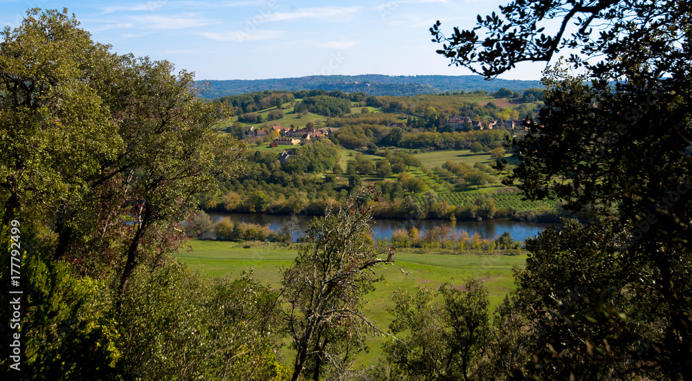 Naklejka premium Blick auf die Dordogne