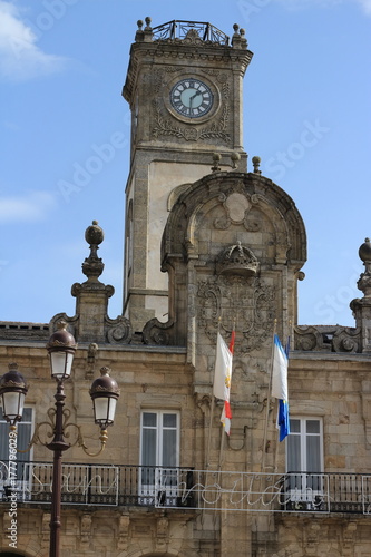 Monumentos que sobresalen como torres en Lugo photo