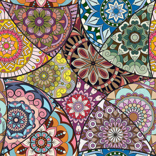 Seamless pattern tile with mandalas. Vintage decorative elements. Hand drawn background. Islam, Arabic, Indian, ottoman motifs. Perfect for printing on fabric or paper.