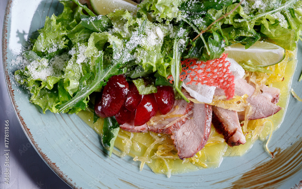 Tasting delicious delicious dishes at the restaurant Tasting delicious delicious dishes at the restaurant