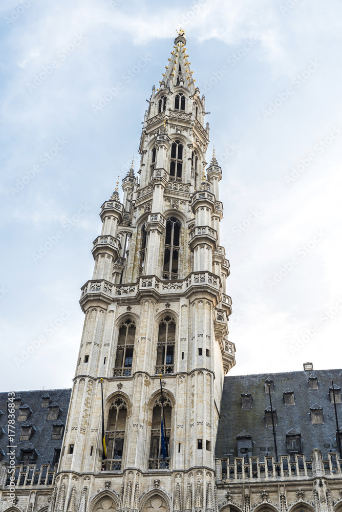 Fototapeta premium Brussels City Hall at the Grand Place in Brussels, Belgium