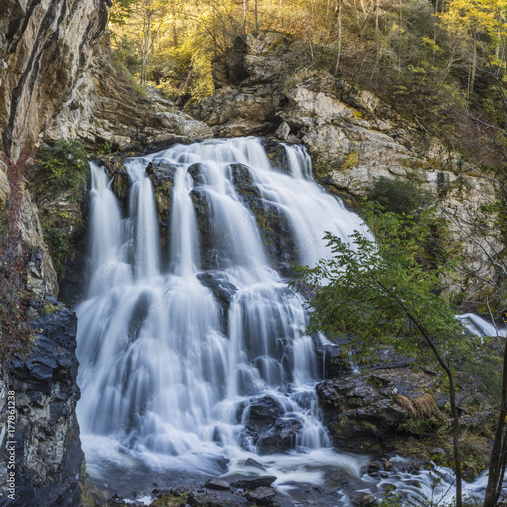 Naklejka premium Cullasaja Falls Square