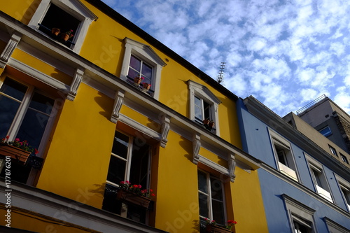 les maisons colorés à Paris, France 