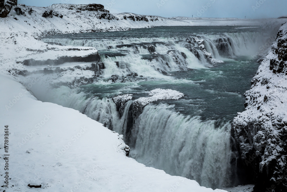 Gullfoss - Wasserfall auf Island (im Winter) Gullfoss - Wasserfall auf Island (im Winter)