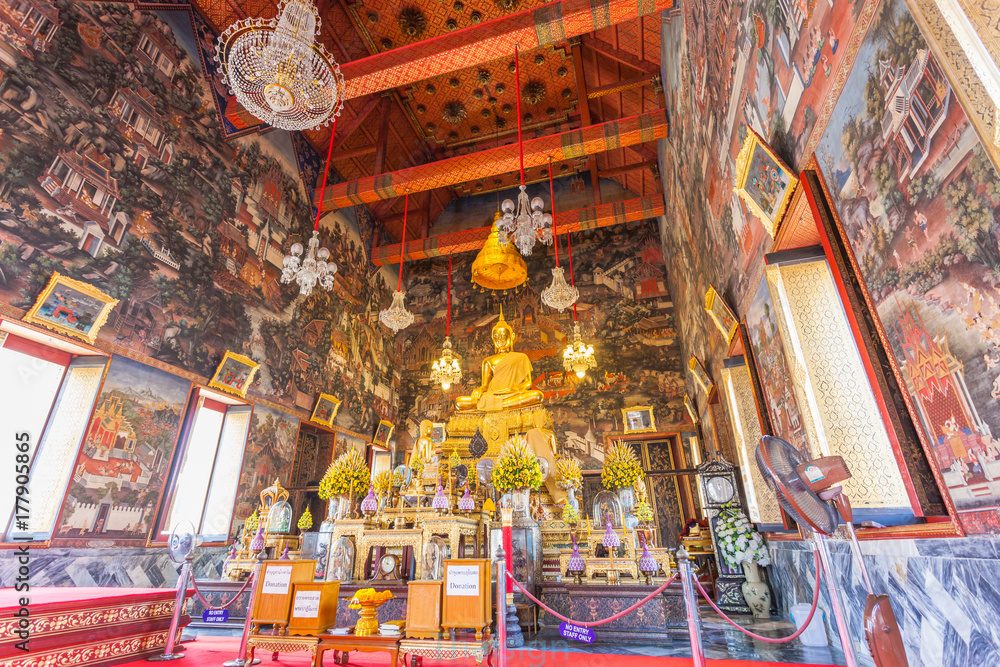 Naklejka premium Wat Arun Temple of Dawn w Bangkoku w Tajlandii