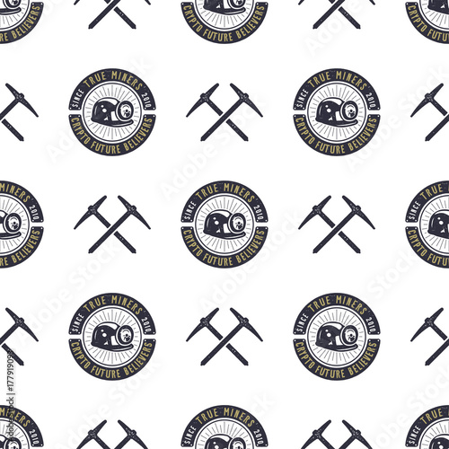 Crypto Mining concept seamless pattern, pickaxe and bitcoin wallpaper, crypto concept. Digital assets background. Vintage han drawn monochrome design. Stock vector illustration isolated.