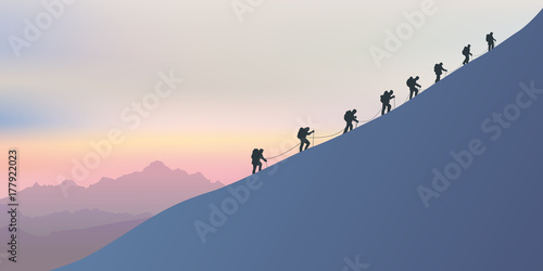 alpinisme - montagne - alpiniste - symbole - union -ensemble - paysage - cordée - escalade