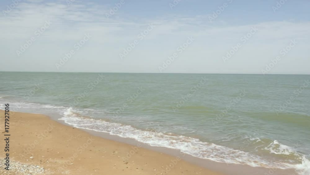 Sea horizon with sandy shell beach and camera turn Sea horizon with sandy shell beach and camera turn