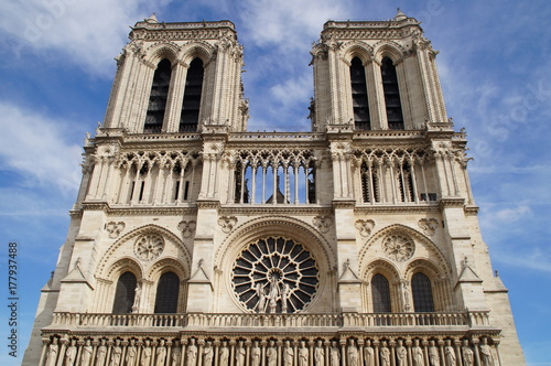 Cathédrale Notre-Dame de Paris - France