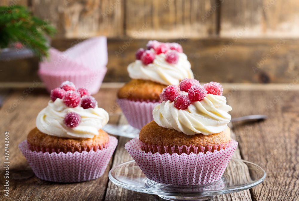 Candied cranberries and cream cheese  cupcakes