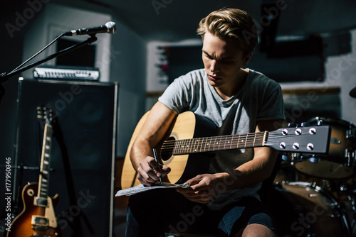 Fototapeta Music band repetition